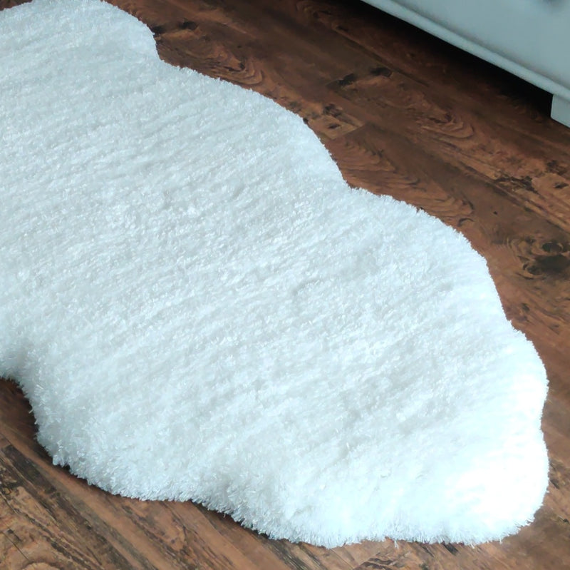 Bed runner rug